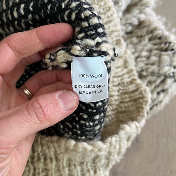 Kieley Kimmel Sweater - Picture 5 of 5